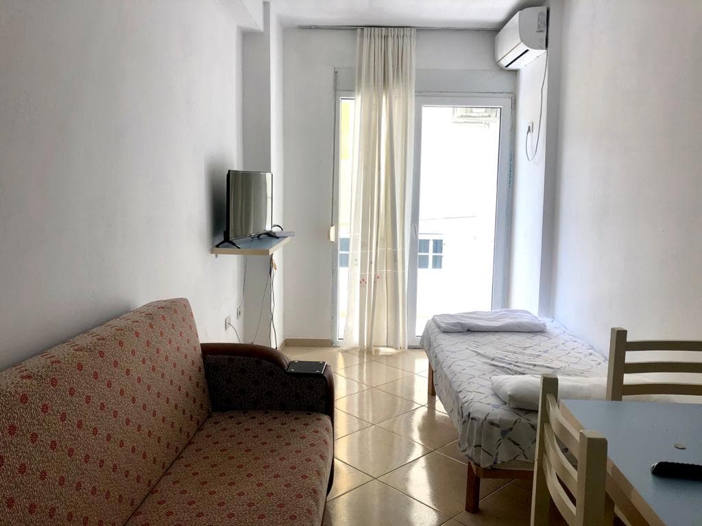 SHITET APARTAMENT 1+1 PRANE SHKEMBIT TE KAVAJES, DURRES.