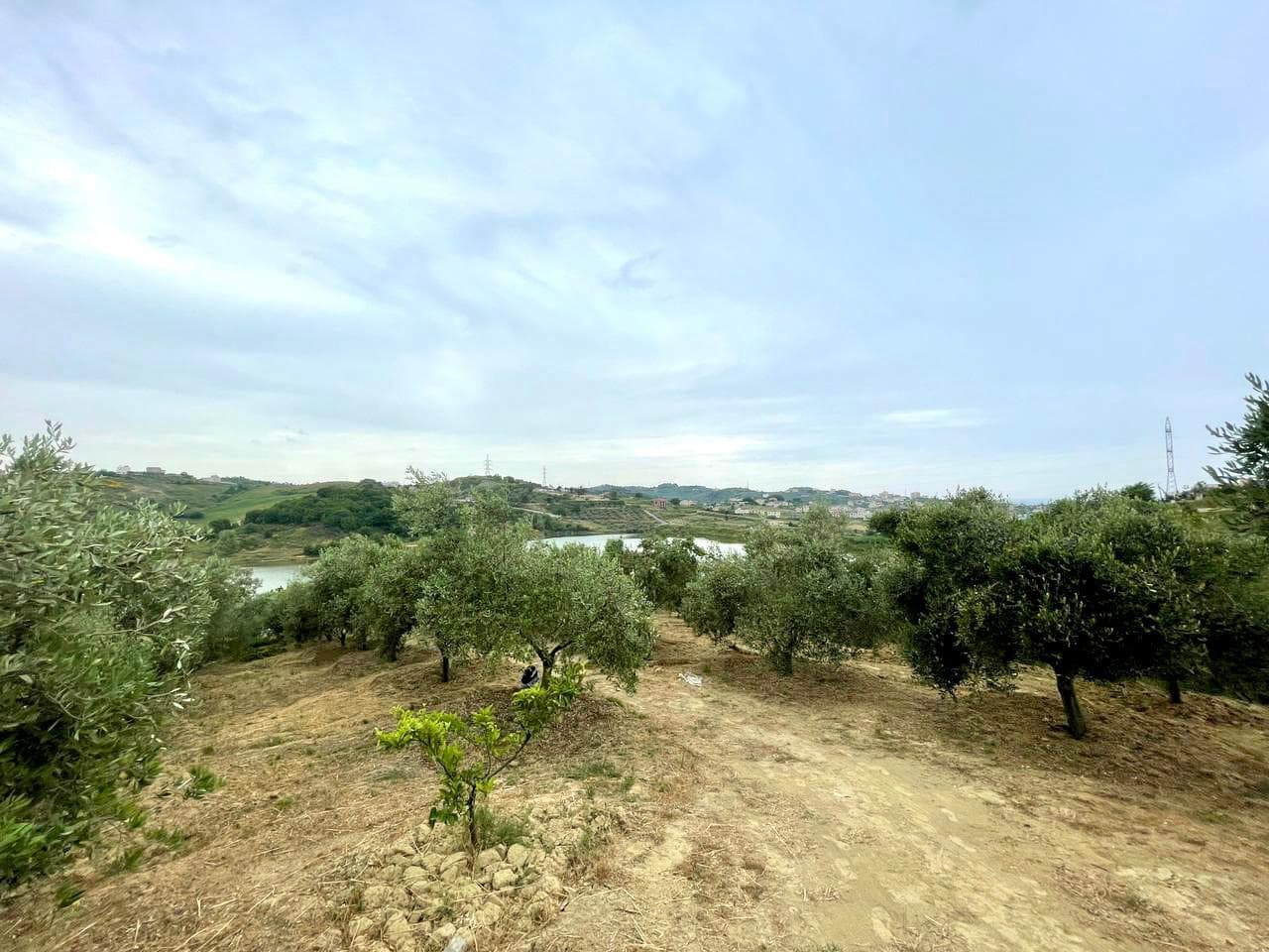 TOKE PER SHITJE PRANE REZERVUARIT, SHKALLNUR, DURRES. 2