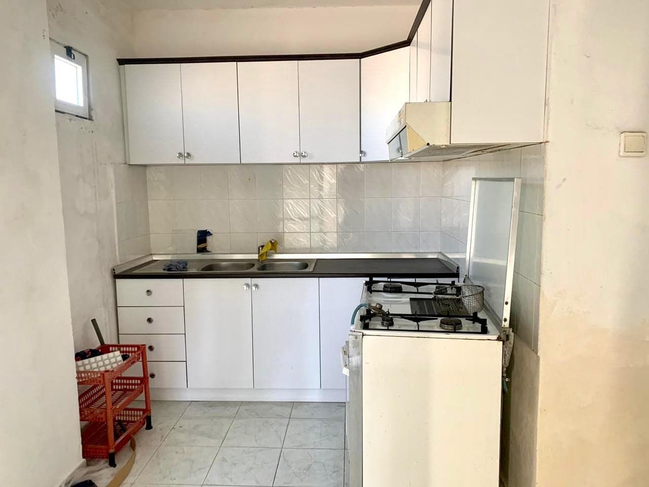 SHITET APARTAMENT 1+1, PRANE DEGES POLICISE, DURRES. 2