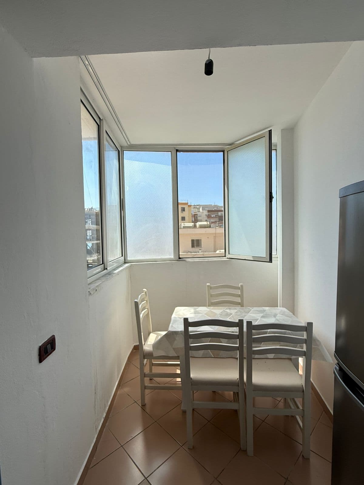 JEPET ME QERA APARTAMENT 1+1 VOLLGA, DURRES 3
