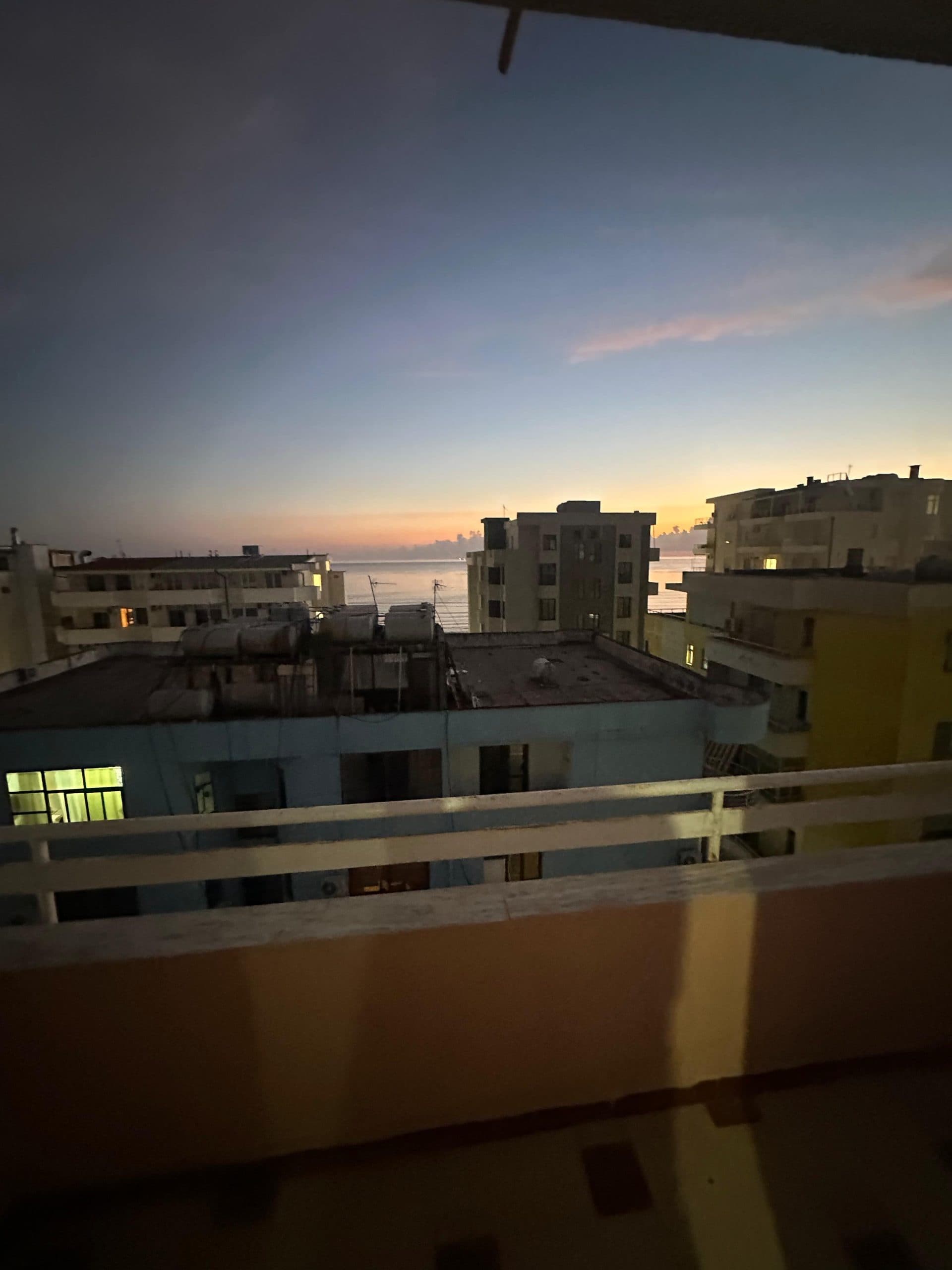 SHITET APARTAMENT 2+1+2 PAMJE DETI, PLAZH HEKURUDHA, DURRES.