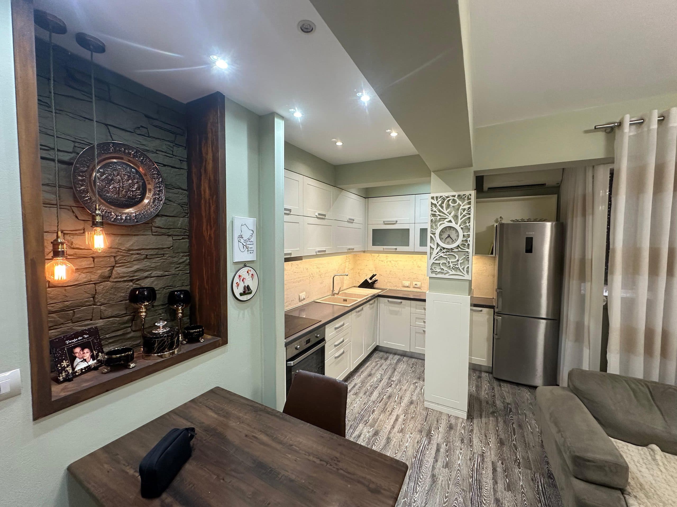 JEPET ME QERA APARTAMENT 1+1, PRANE MUZEUMIT, DURRES. 3
