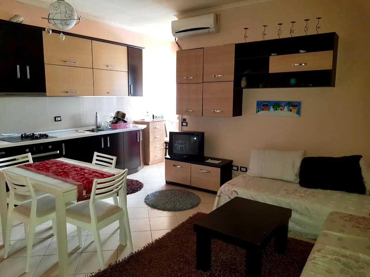 JEPET ME QERA APARTAMENT 1+1 LAGJA 16 ,PRANE KAZAZIT , DURRES. 2