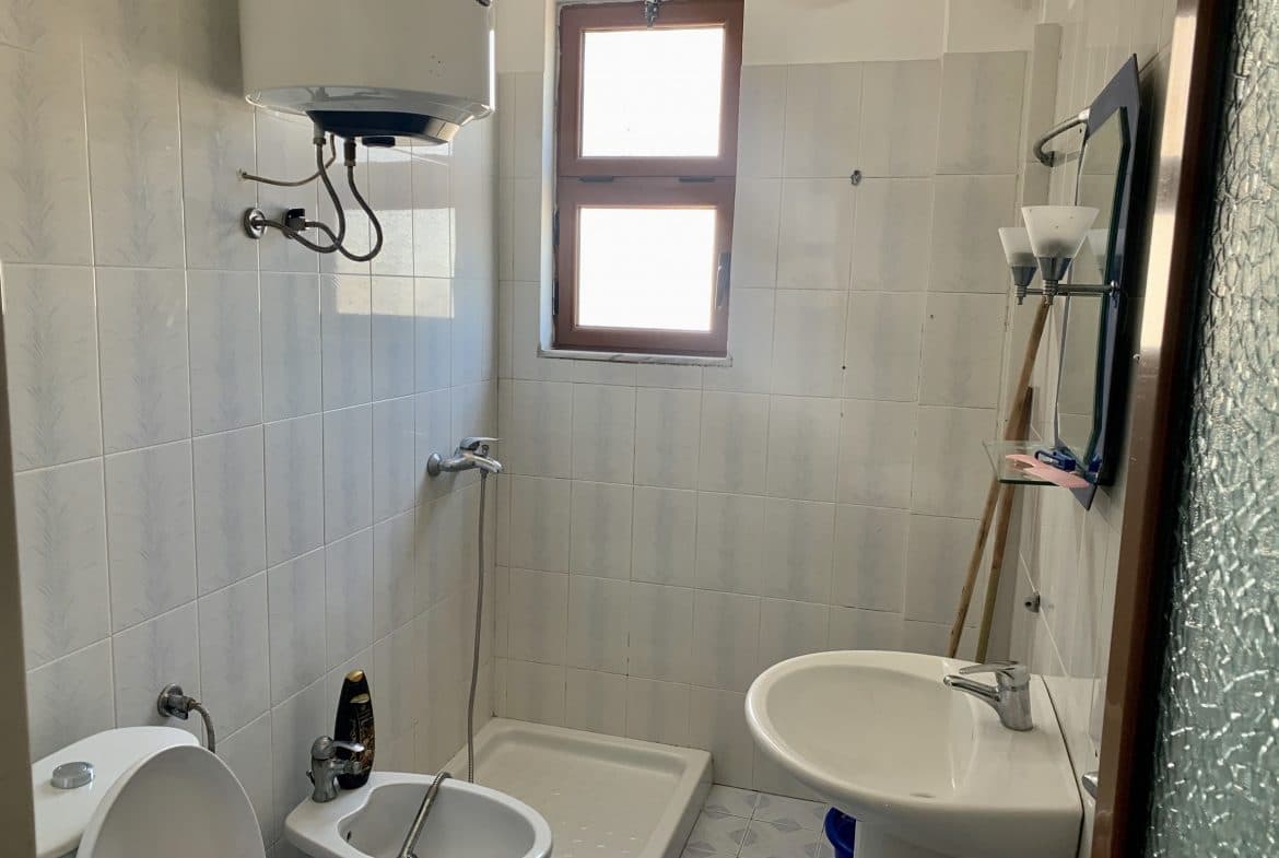 JEPET ME QERA APARTAMENT 2+1 ISHRAJONI,DURRES!