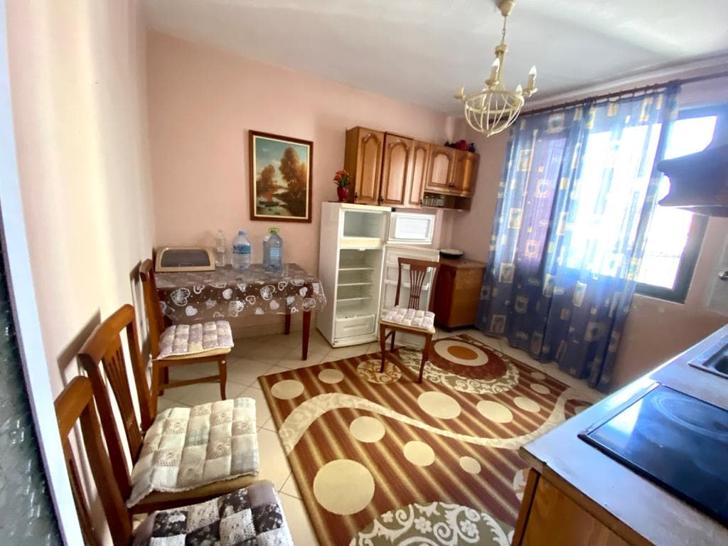 SHITET APARTAMENT 2+1 RRUGA EGNATIA, DURRES. 3