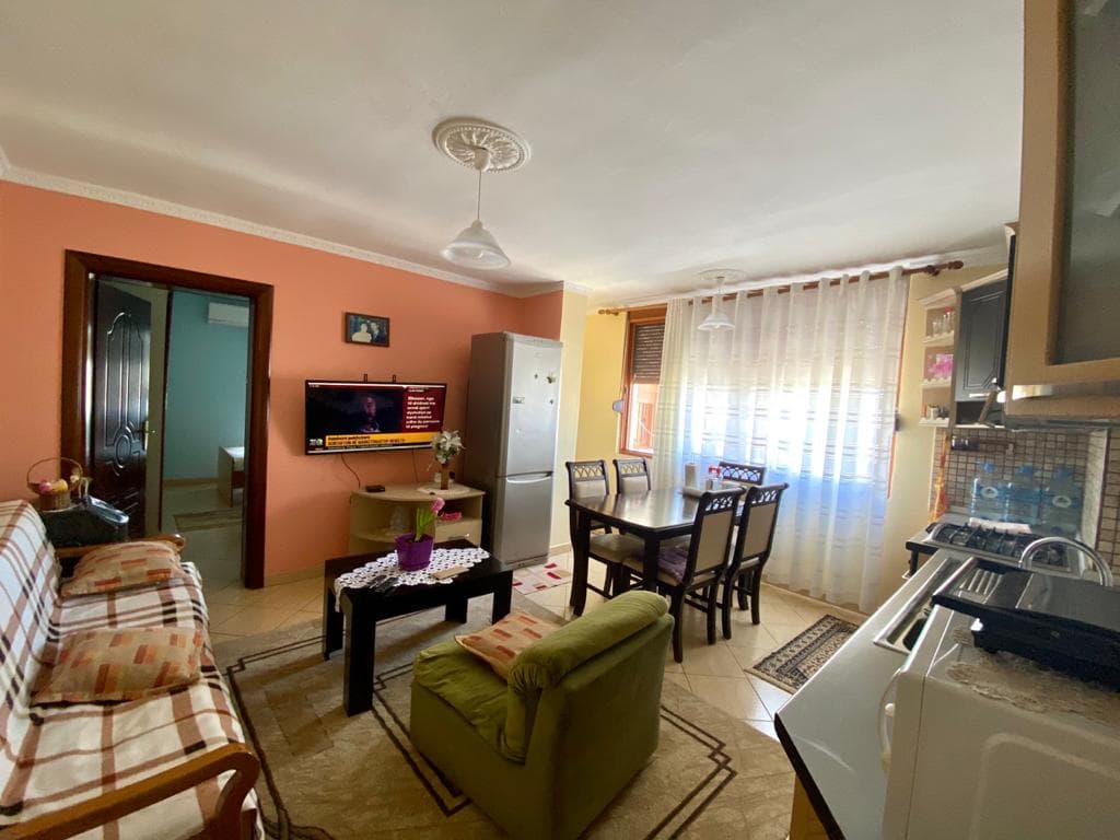 SHITET APARTAMENT 3+1 RRUGA HYSEN KERTUSHA, DURRES. 4