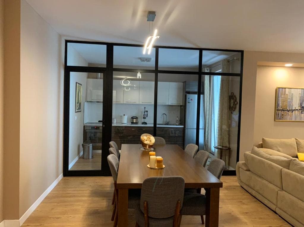 SHITET APARTAMENT 3 + 1 PRANE SFINKSIT, DURRES. 3