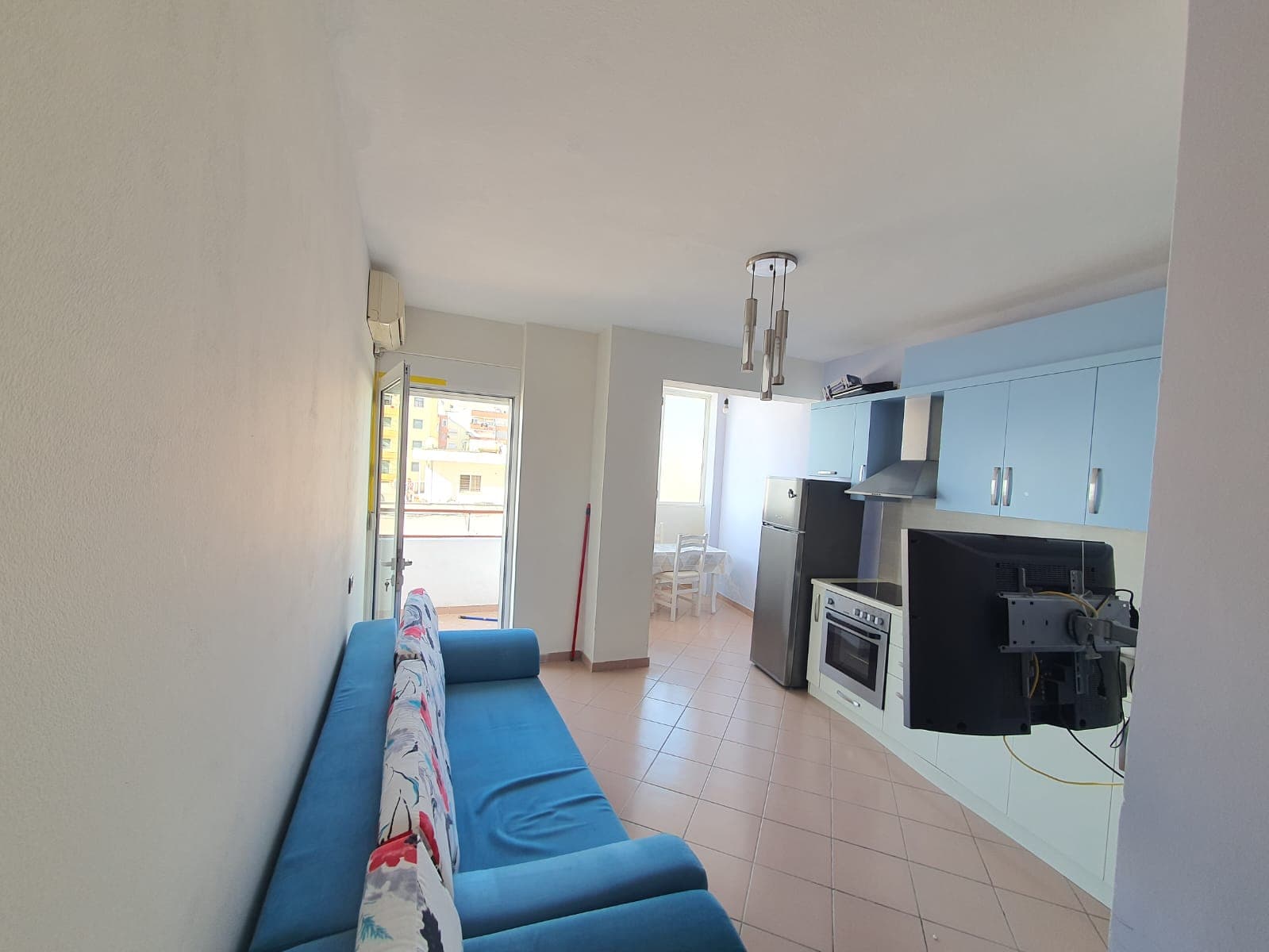 JEPET ME QERA APARTAMENT 1+1 ME PAMJE DETI,VOLLGA,DURRES. 3