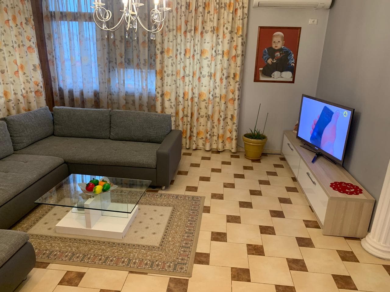 SHITET APARTAMENT 2+1+GARAZHD,PRANE AMFITEATRIT,DURRES. 3