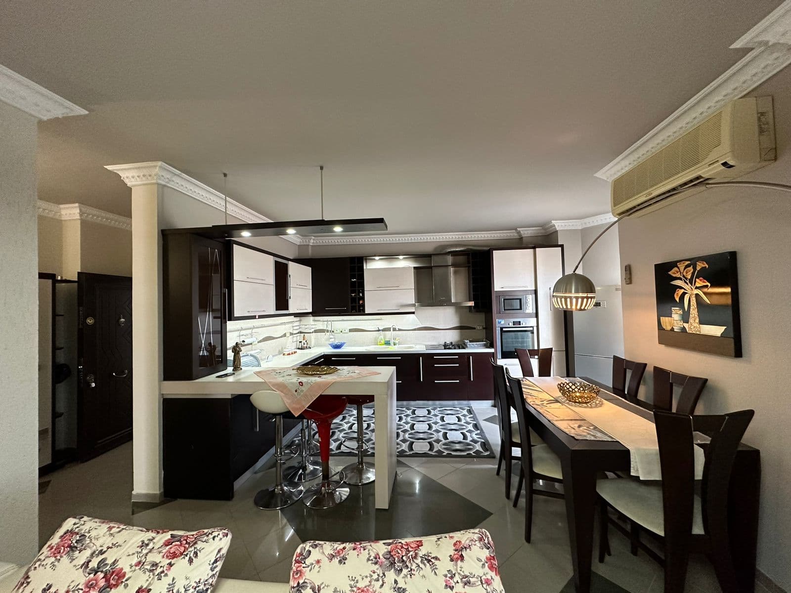 JEPET ME QERA APARTAMENT 3+1 ISH FABRIKA BUKES, DURRES. 2