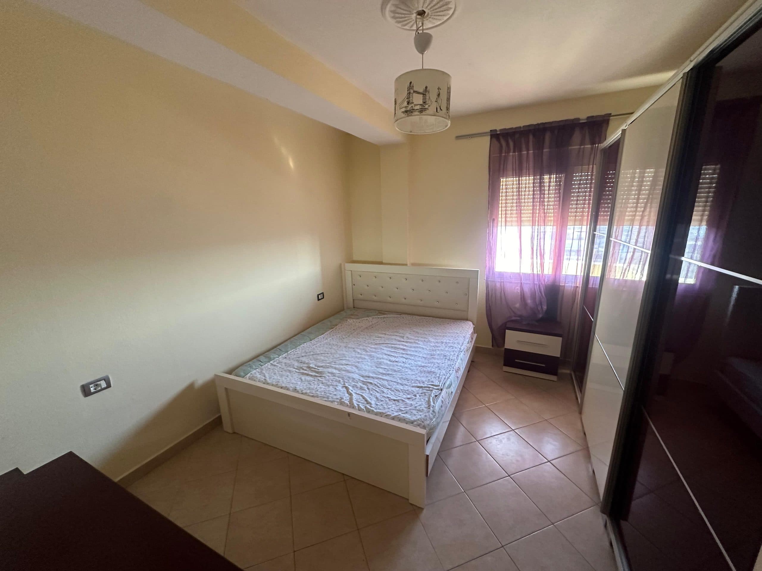 JEPET ME QERA APARTAMENT 2+1, PRANE STADIUMIT, DURRES. 4
