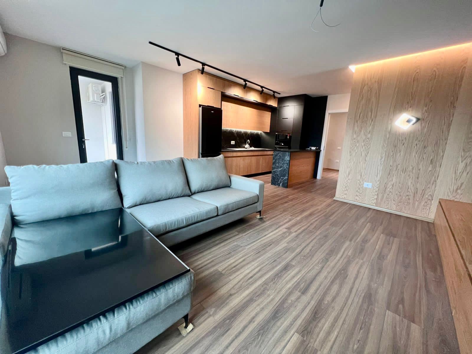 JEPET ME QERA APARTAMENT 1+1 , VOLLGA, DURRES.