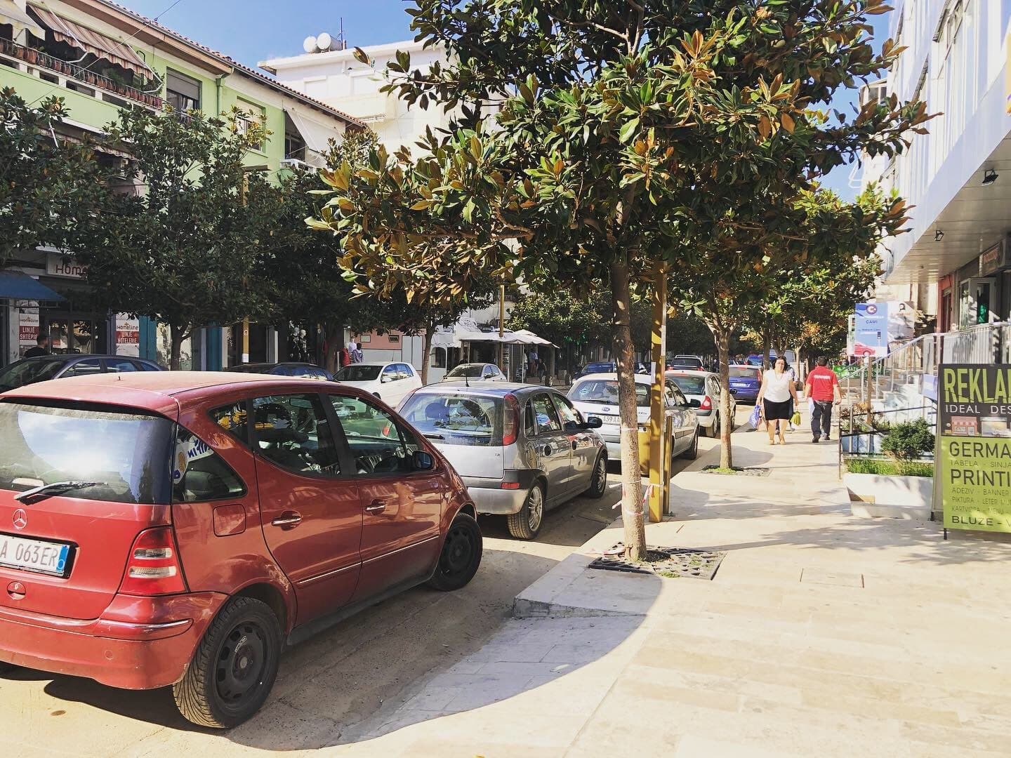 JEPET ME QERA AMBJENT 100 M2 PRANE GJYKATES,DURRES! 2