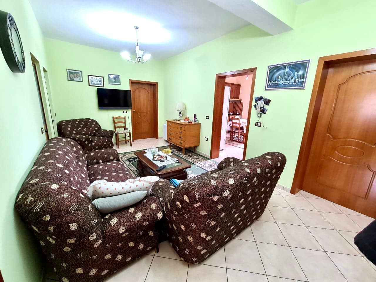 SHITET VILE 2 KATESHE NE KENETE, DURRES. 4