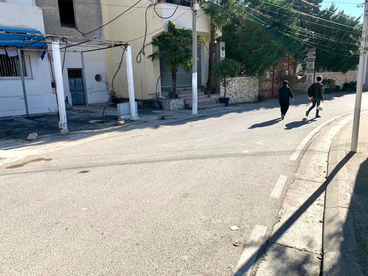 SHITET VILE 4 KATESHE NE PLEPA, RRUGA PER TEK VILA PASCUCCI. ( shitet e gjitha ose me kate te ndara) 3