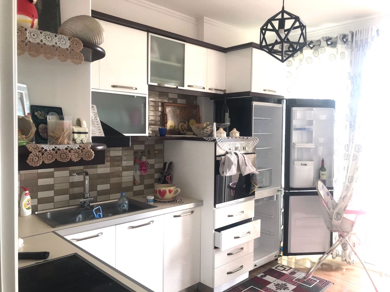 SHITET APARTAMENT 3+1+2 LAGJA 5 , DURRES. 4