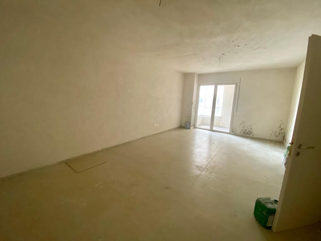 SHITET APARTAMENT 1+1 RRUGA ADRIA, QENDER, DURRES. 2