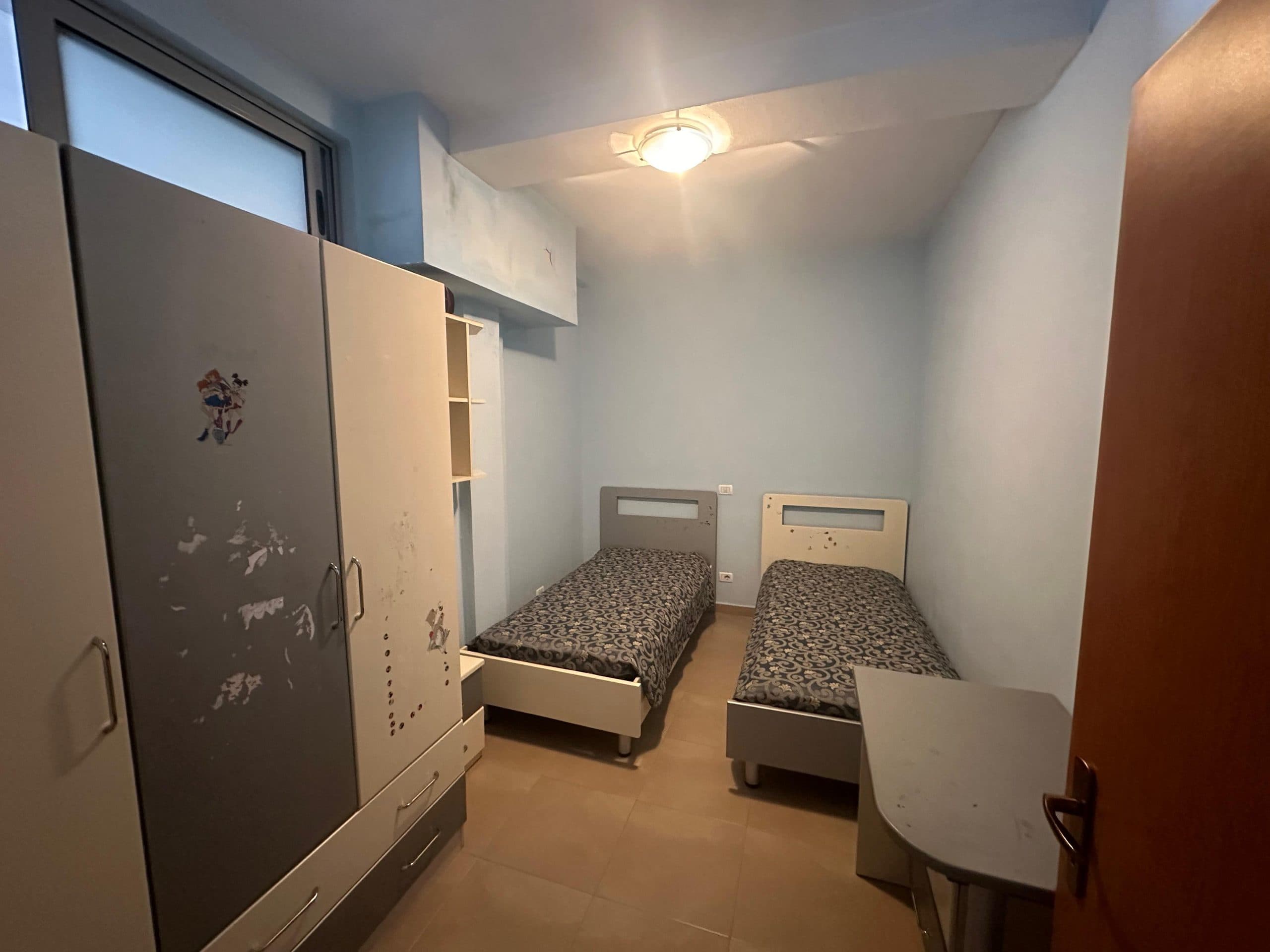 JEPET ME QERA APARTAMENT 2+1, PLAZH, DURRES. 3