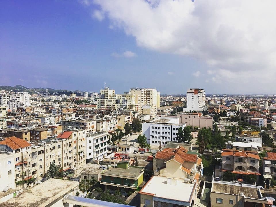 SHITET SUPER APARTAMENT 1+1 PRANE UJSJELLSIT ,DURRES ! 4