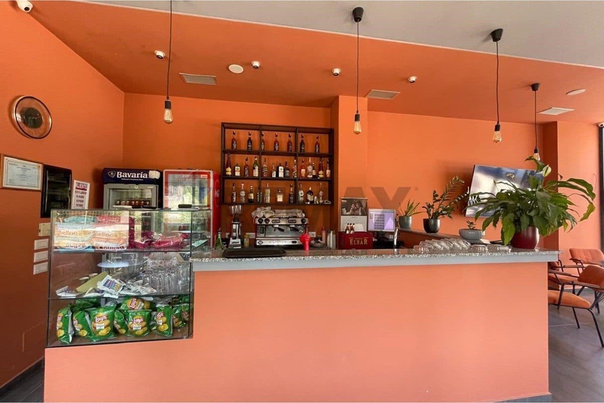 Bar - Në Shitje - Rruga Gjergj Kastrioti, Vlorë 3