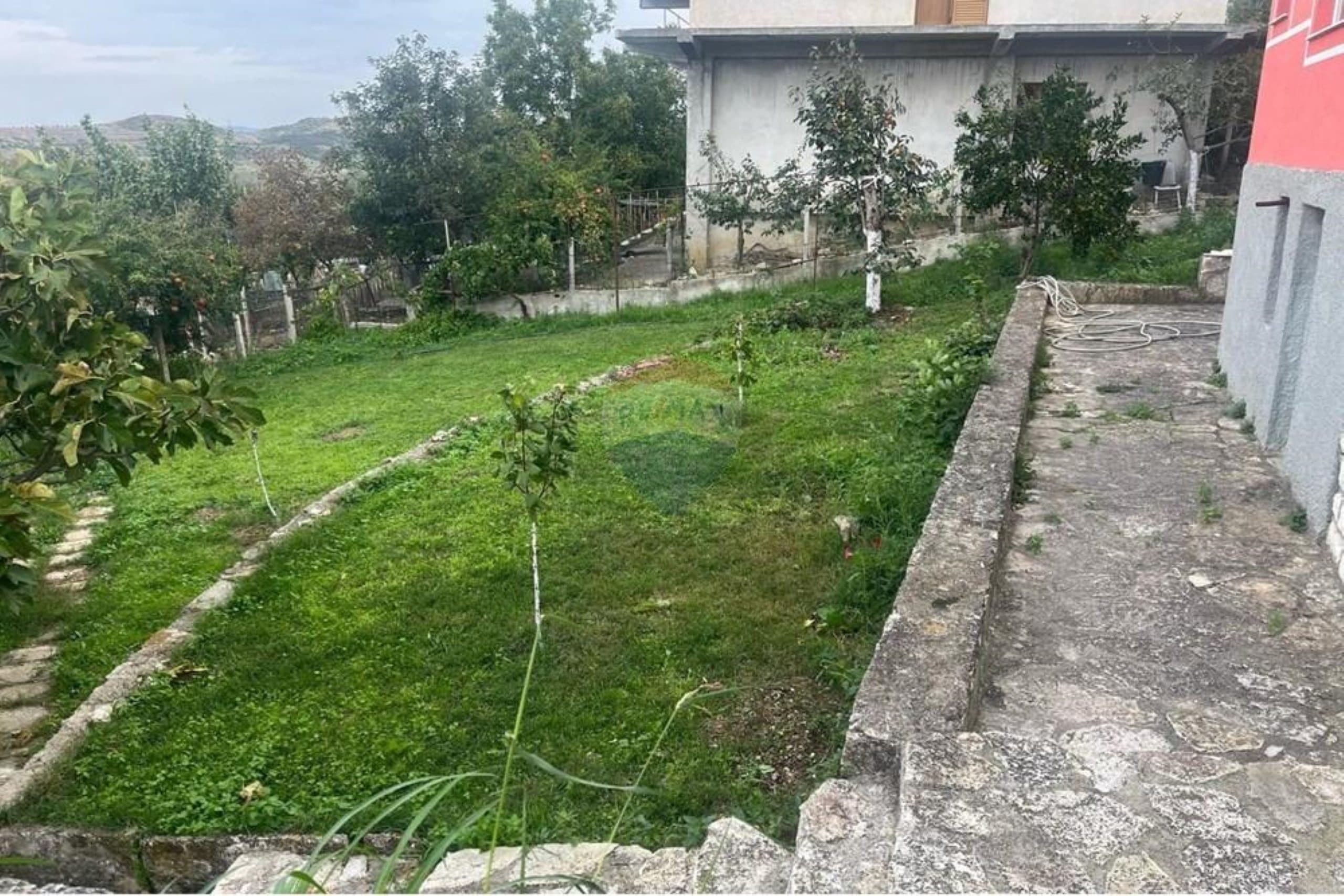🏡 VILË PRIVATE PËR SHITJE – SHERISHTË, VLORË 🌿 2