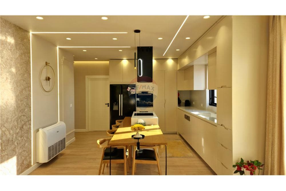 Apartament - Në Shitje - Vlorë, Vlorë 4