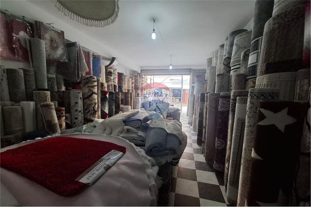 Dyqan - Në Shitje - Rruga Ali Demi, Vlorë 4