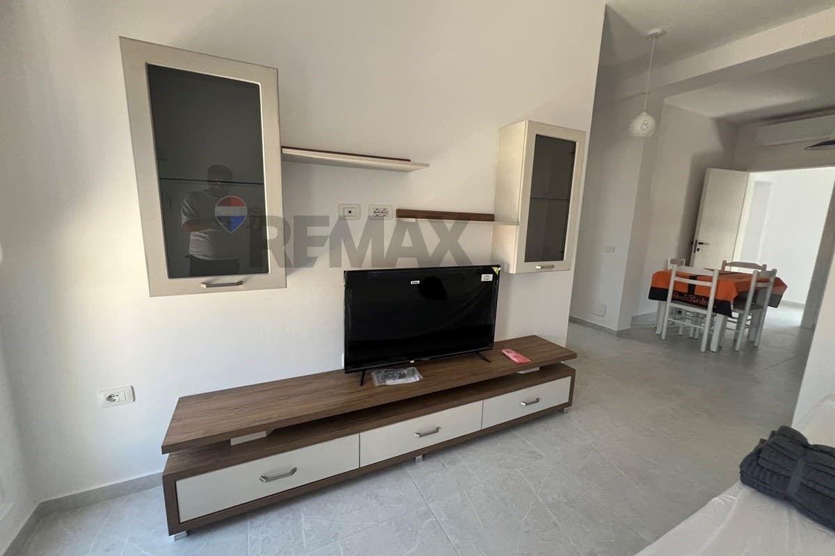 🏡 APARTAMENT 1+1 PËR QIRA – RRUGA AVDYL FRASHËRI, VLORË