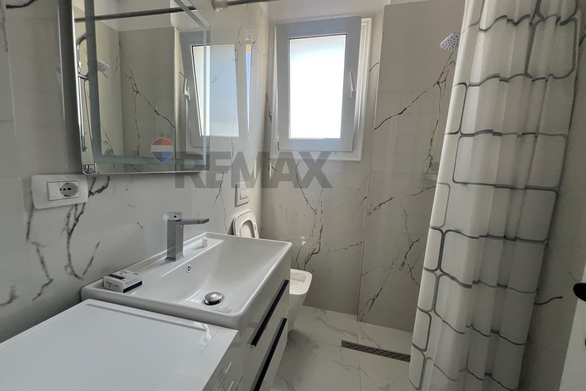 🏡 APARTAMENT 1+1 PËR QIRA – RRUGA AVDYL FRASHËRI, VLORË 2