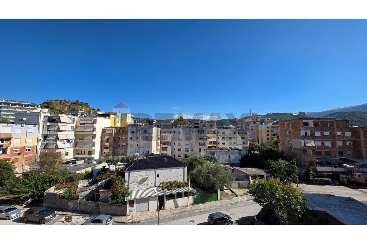 🏡 APARTAMENT 2+1 NË SHITJE – QENDËR, VLORË! 3