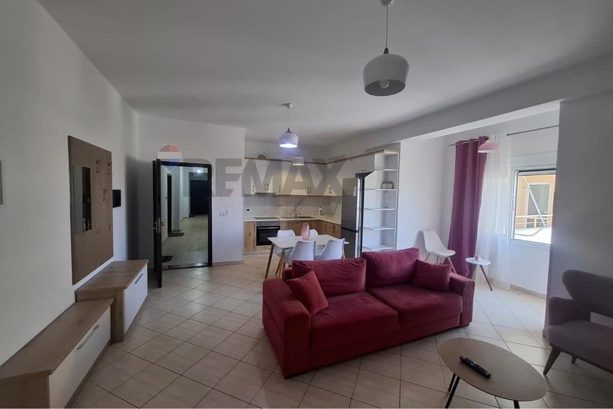 ✨ APARTAMENT 2+1 ME QIRA NË LUNGOMARE, VLORË 2