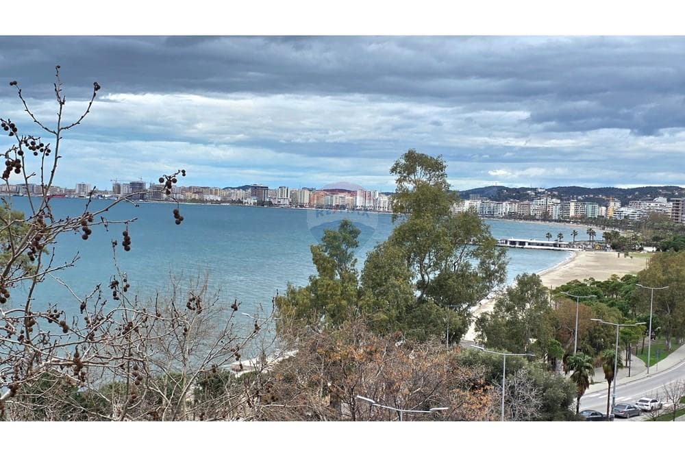 Apartament - Për Qira - Rruga Dhimitër Konomi, Vlorë