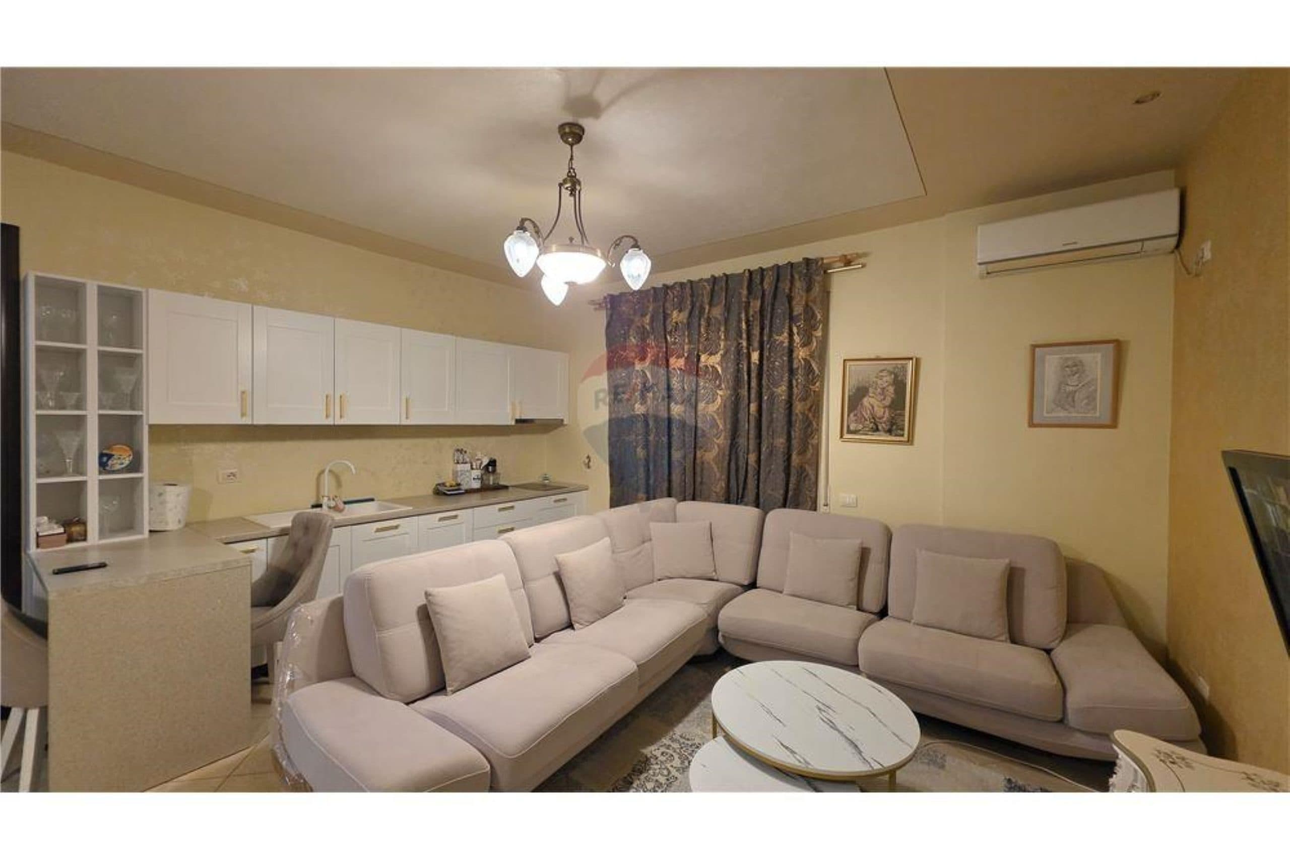 🌊 APARTAMENT 2+1+2 PËR SHITJE – PAS HOTEL MARTINI, VLORË ✨