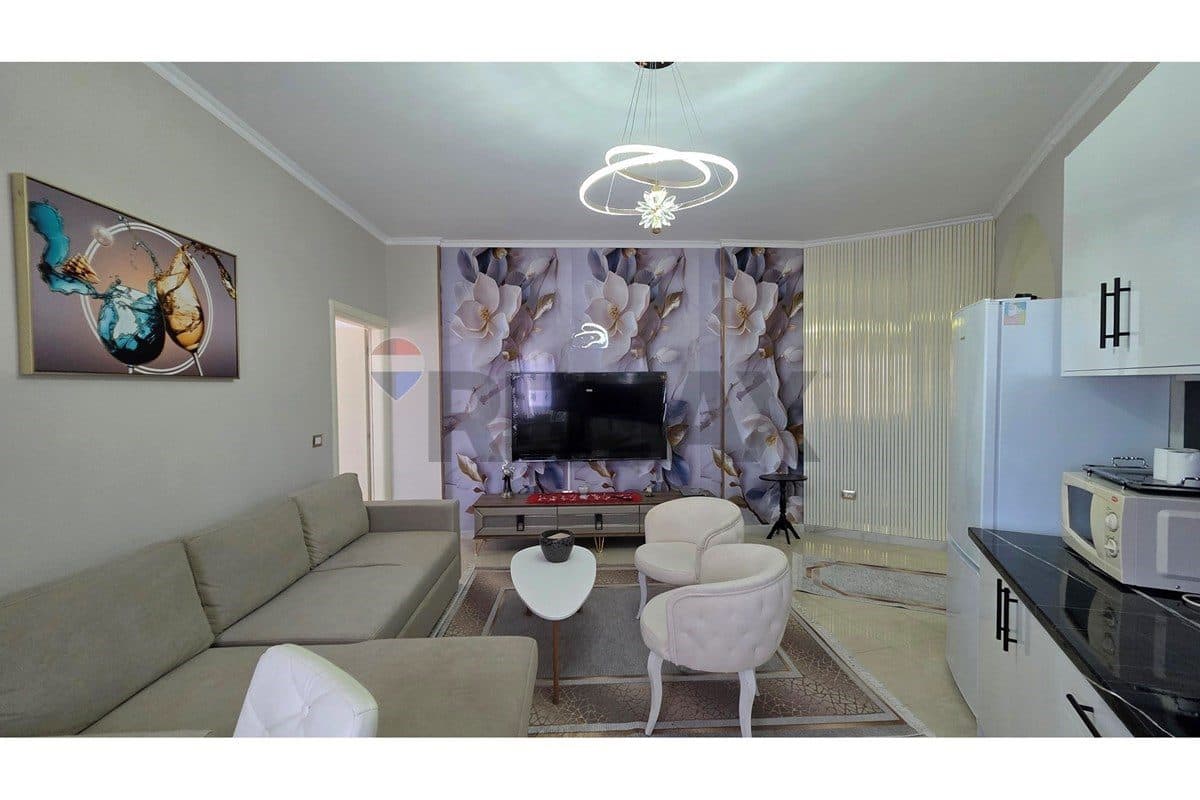 Apartament - Për Qira - Skele, Vlorë