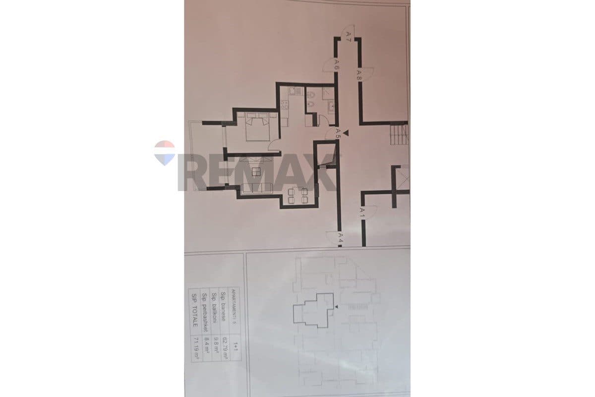 Apartament - Në Shitje - Rruga Reshat Osmani, Vlorë