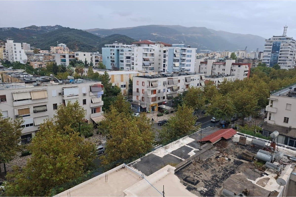 Apartament - Në Shitje - Bulevardi Ismail Qemali, Vlorë