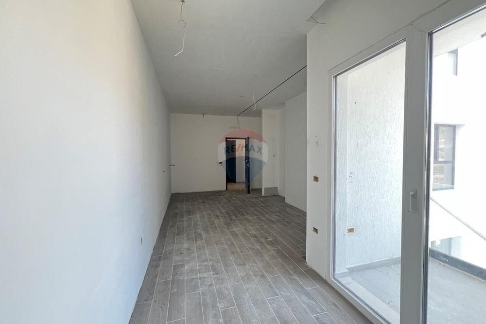 Apartament - Në Shitje - Rruga Dhimitër Konomi, Vlorë 4