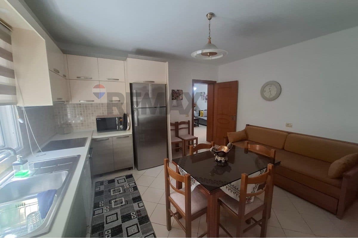 🏡 SHTËPI PRIVATE ME QIRA – LUNGOMARE, VLORË 3