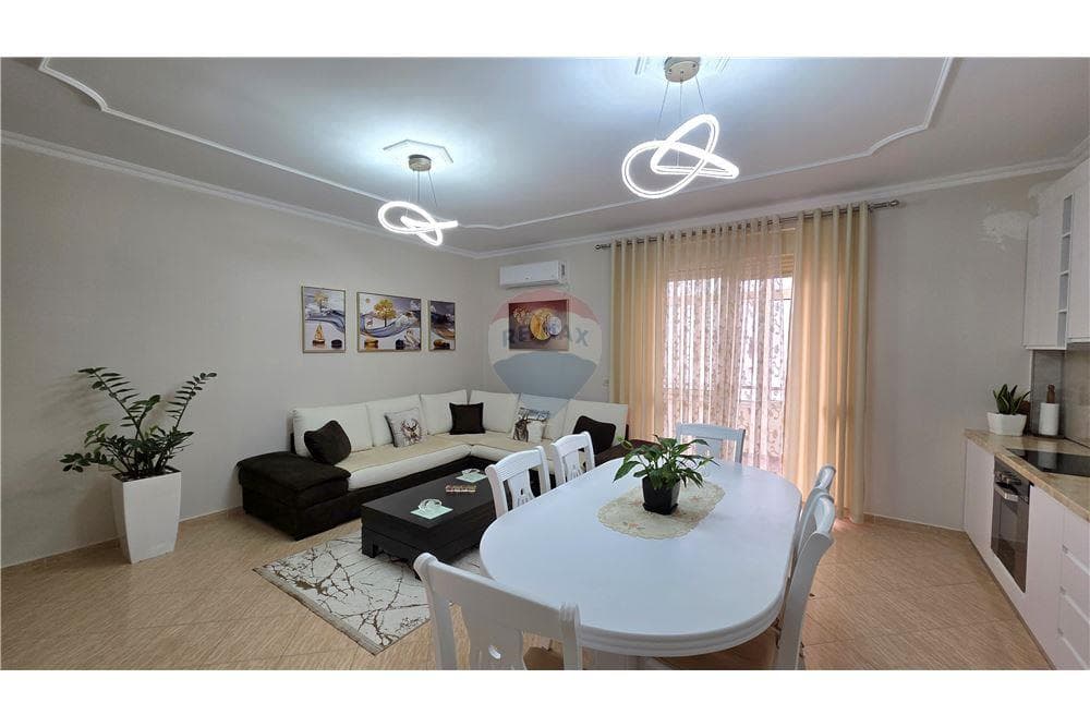 Apartament - Në Shitje - Vlorë, Vlorë