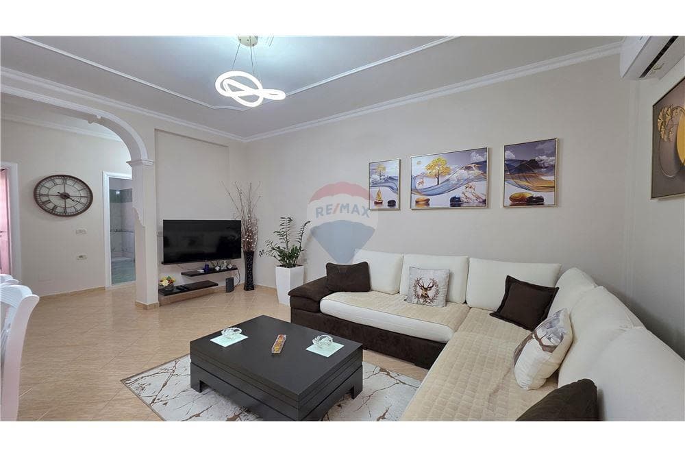 Apartament - Në Shitje - Vlorë, Vlorë 2
