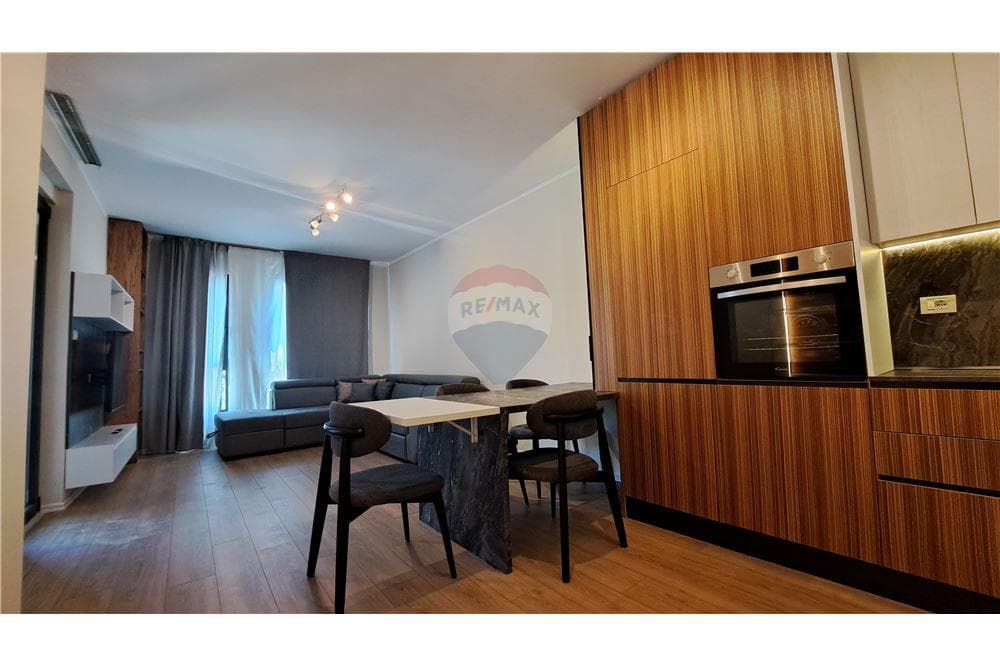Apartament - Në Shitje - Rruga Reshat Osmani, Vlorë 3