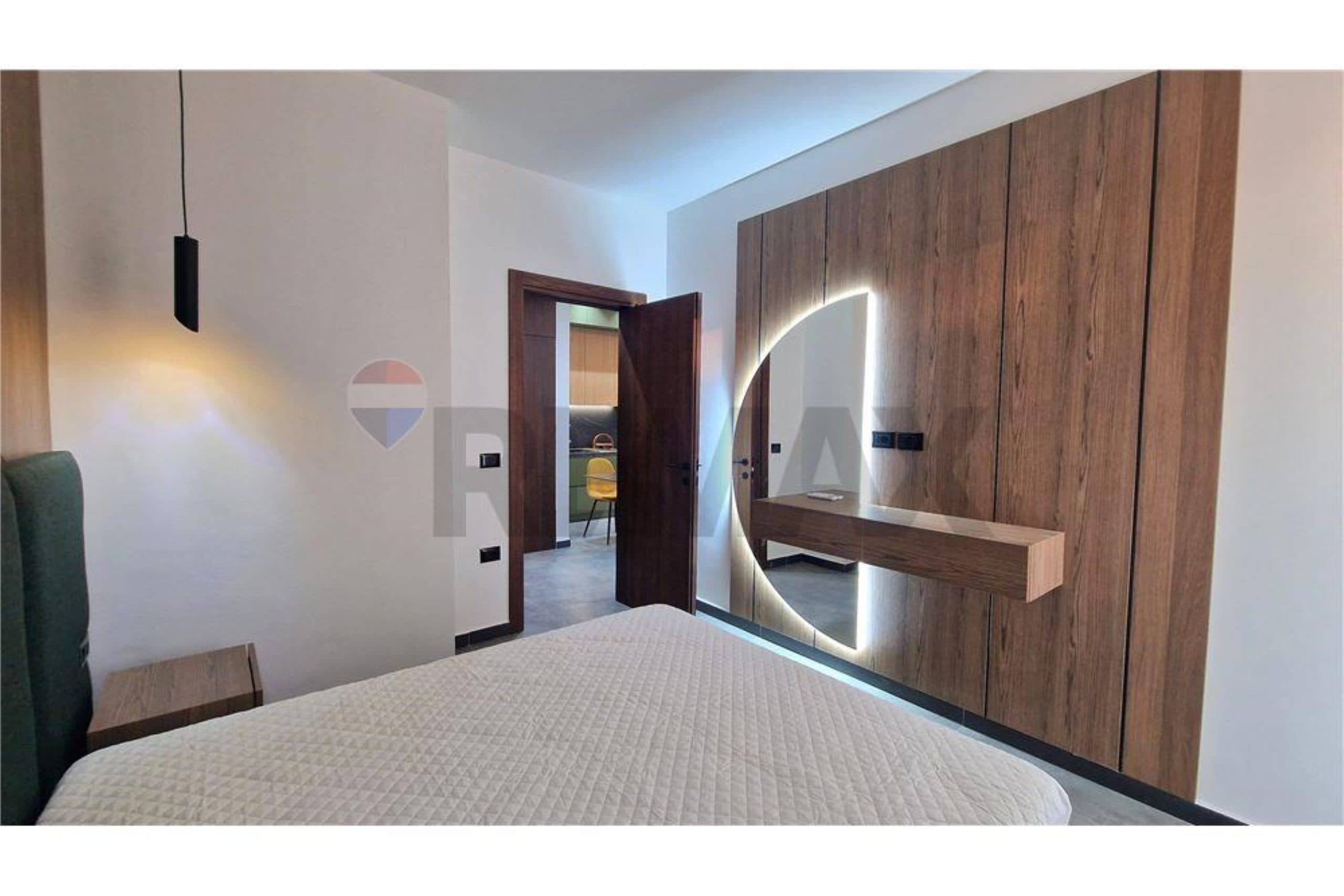✨ APARTAMENT LUKSOZ 1+1 ME QIRA – SKELE, VLORË 4