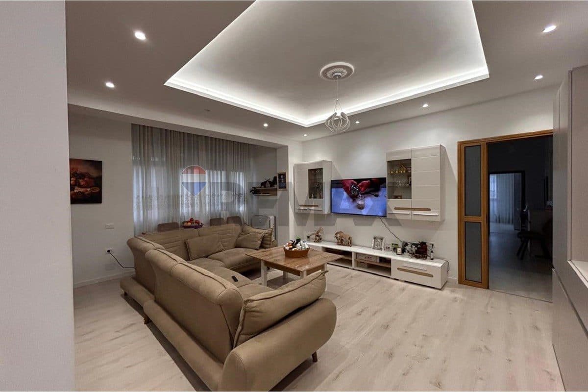 🏡 APARTAMENT 2+1+2 PËR SHITJE – SKELË, VLORË 2