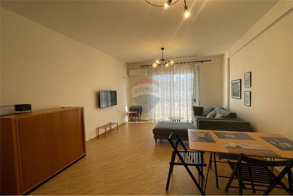 Apartament - Për Qira - Rruga e Re, Vlorë 4