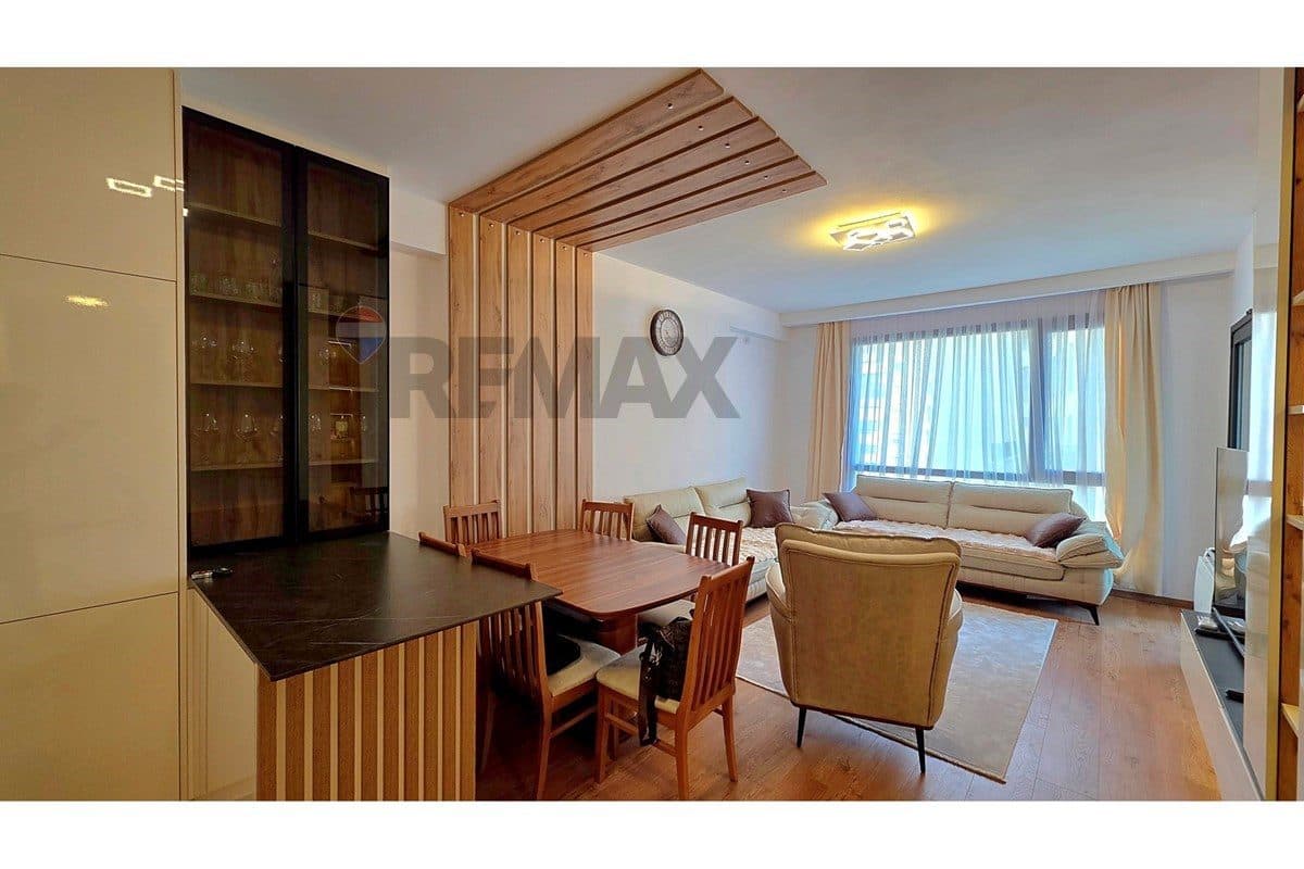 🏡 APARTAMENT LUKSOZ 2+1 ME QIRA AFATGJATË – LUNGOMARE, VLORË 2