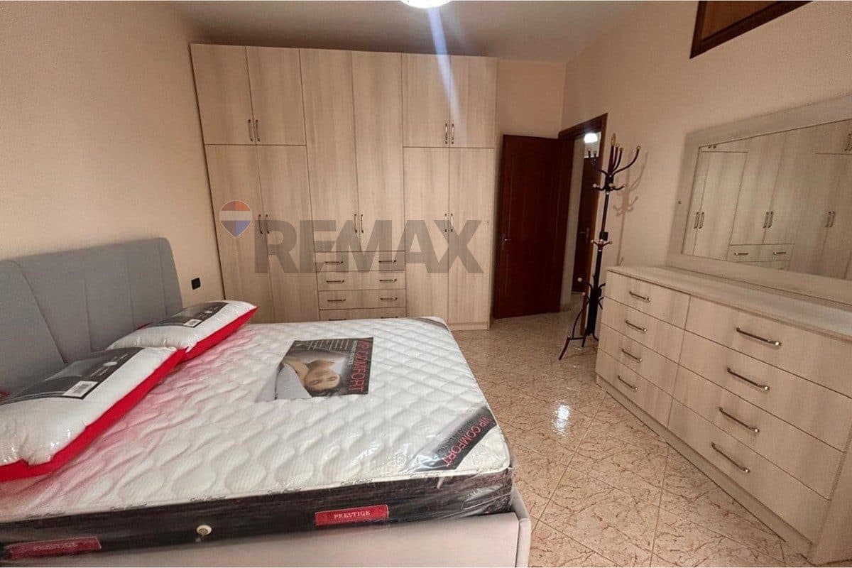 🏡 APARTAMENT 2+1+2 ME QIRA – Blv.Ismail Qemali, VLORË