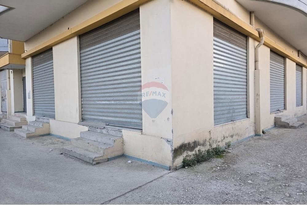 Ndertese - Në Shitje - Skele, Vlorë