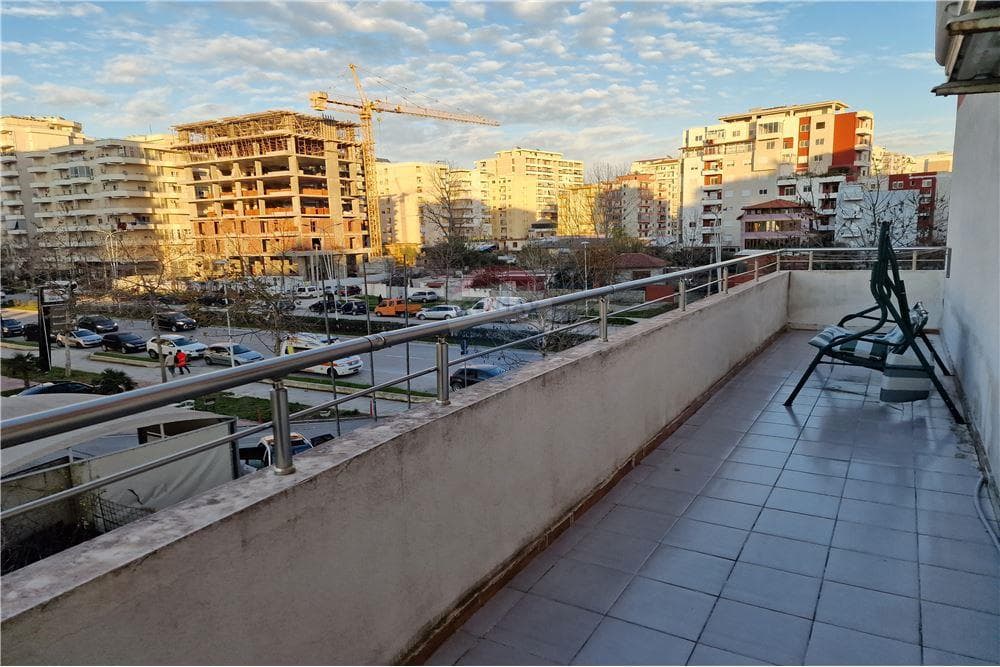 Apartament - Për Qira - Skele, Vlorë 2