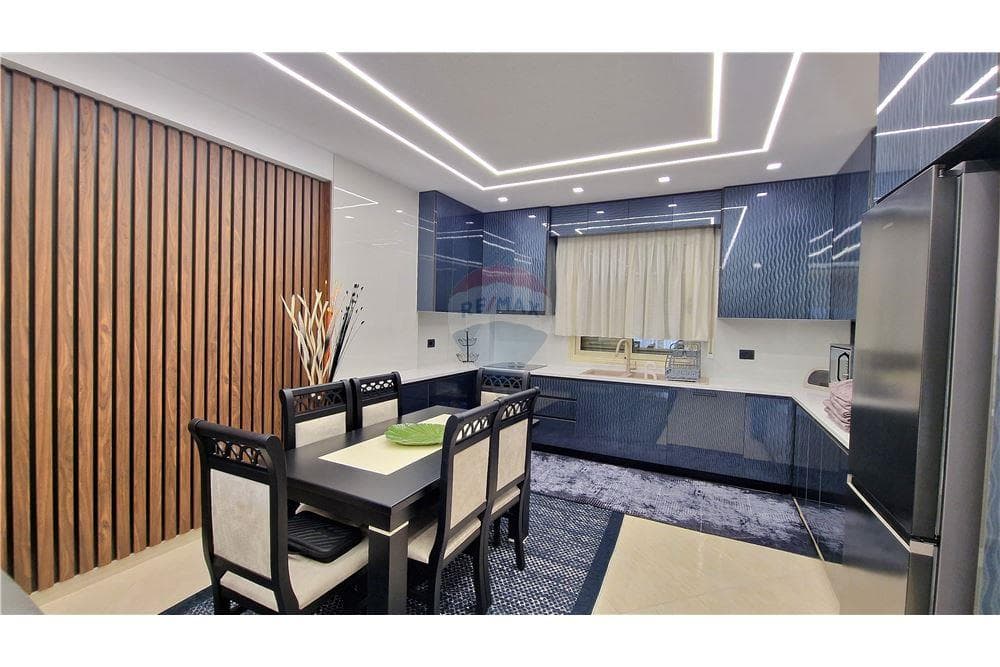 Apartament - Për Qira - Lungo Mare, Vlorë 3