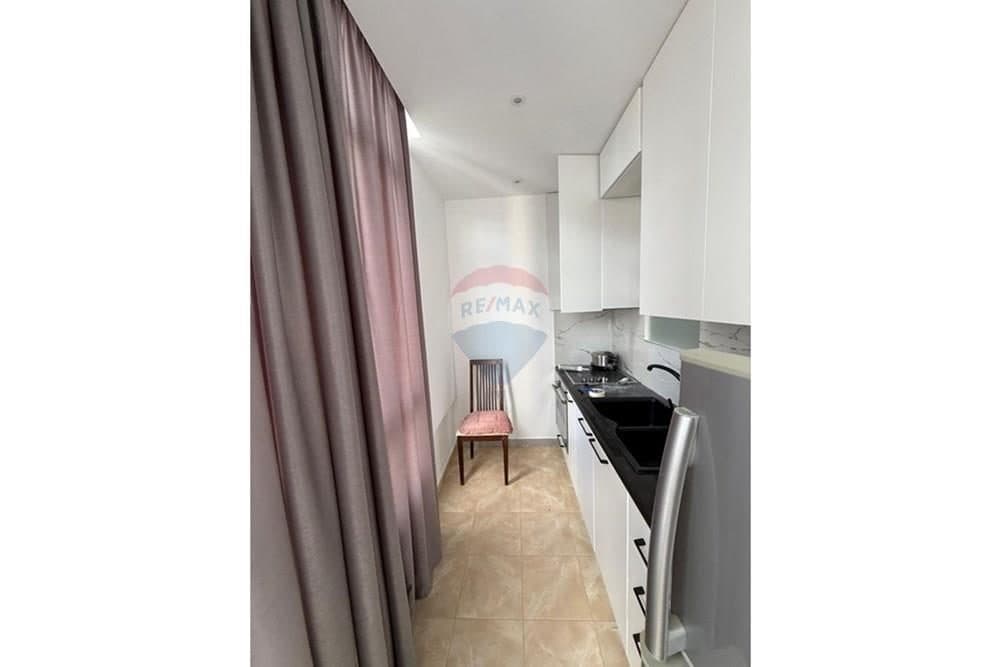 Apartament - Për Qira - Rruga Pelivan Leskaj, Vlorë 3
